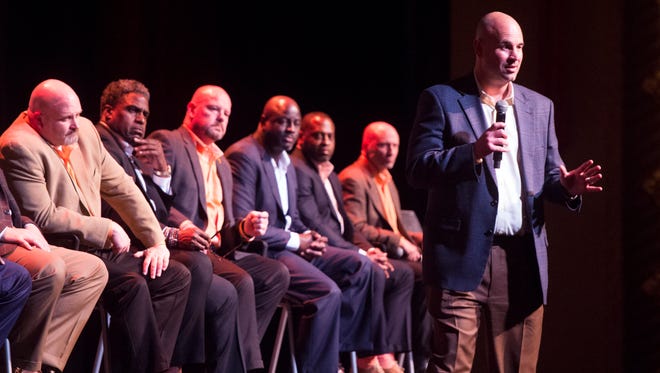 Ut Vols Tennessee Football Coaching Staff Contracts Released