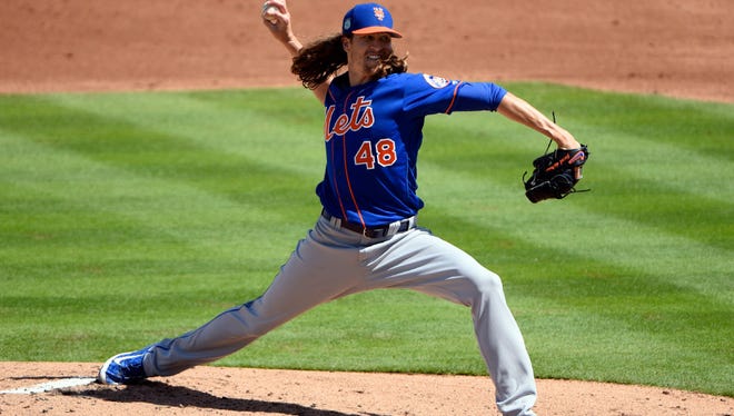 Jacob deGrom threw two perfect innings Saturday.
