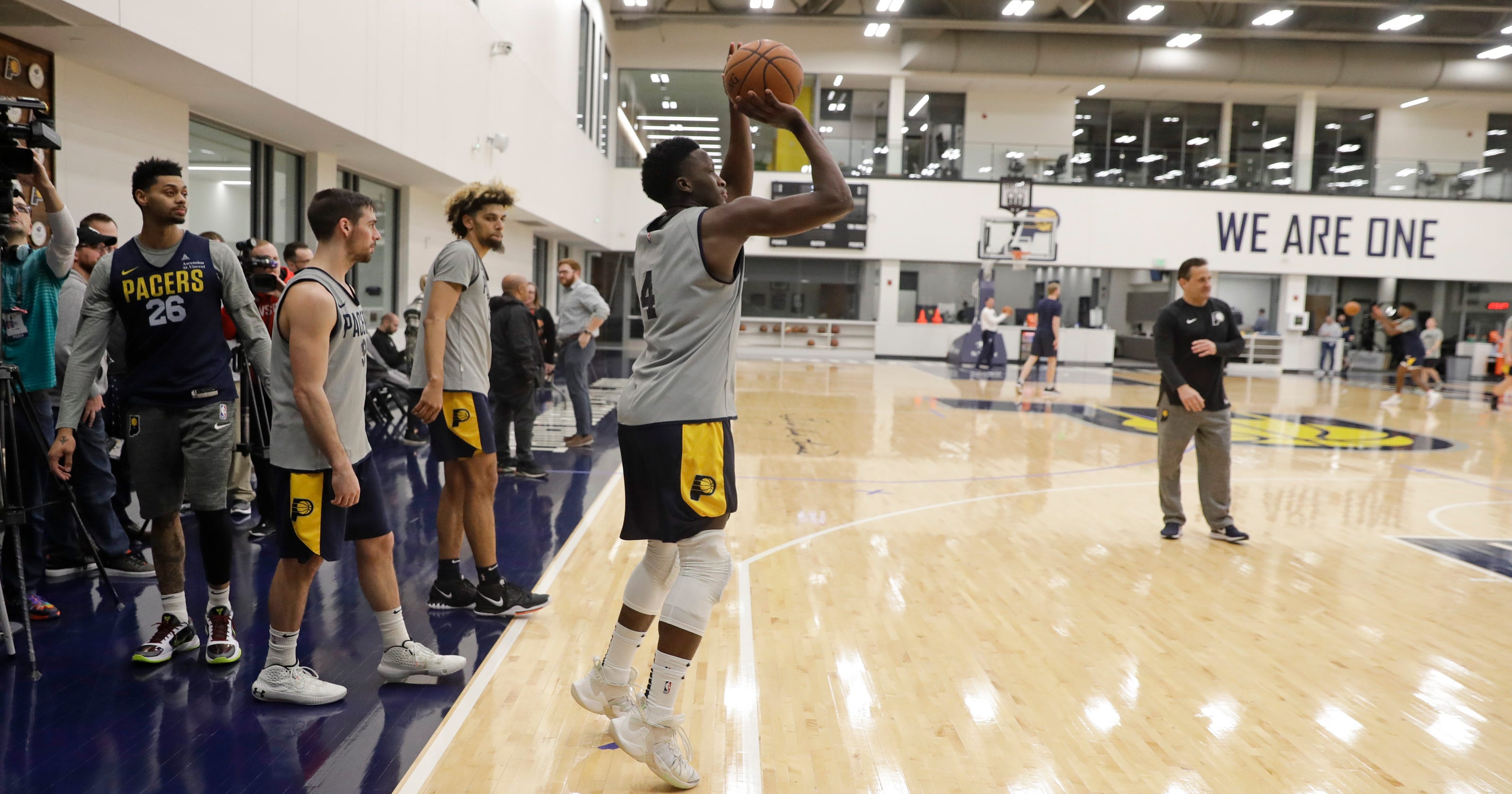Pacers' Oladipo set for 1st game after recovery from injury3200 x 1680