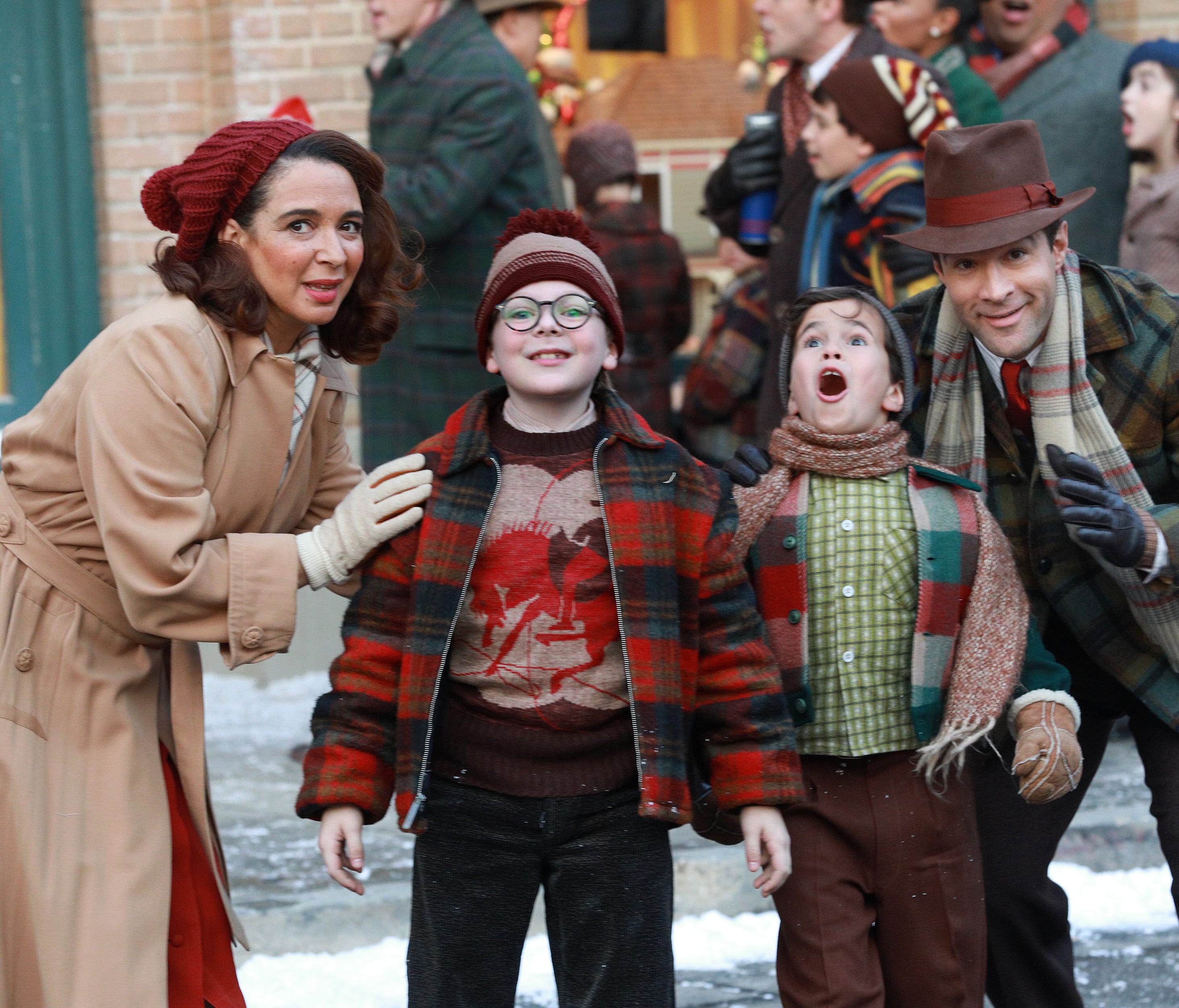 Maya Rudolph, Andy Walkin, Tyler Wladis and Chris Diamantopoulos in 'A Christmas Story Live.'