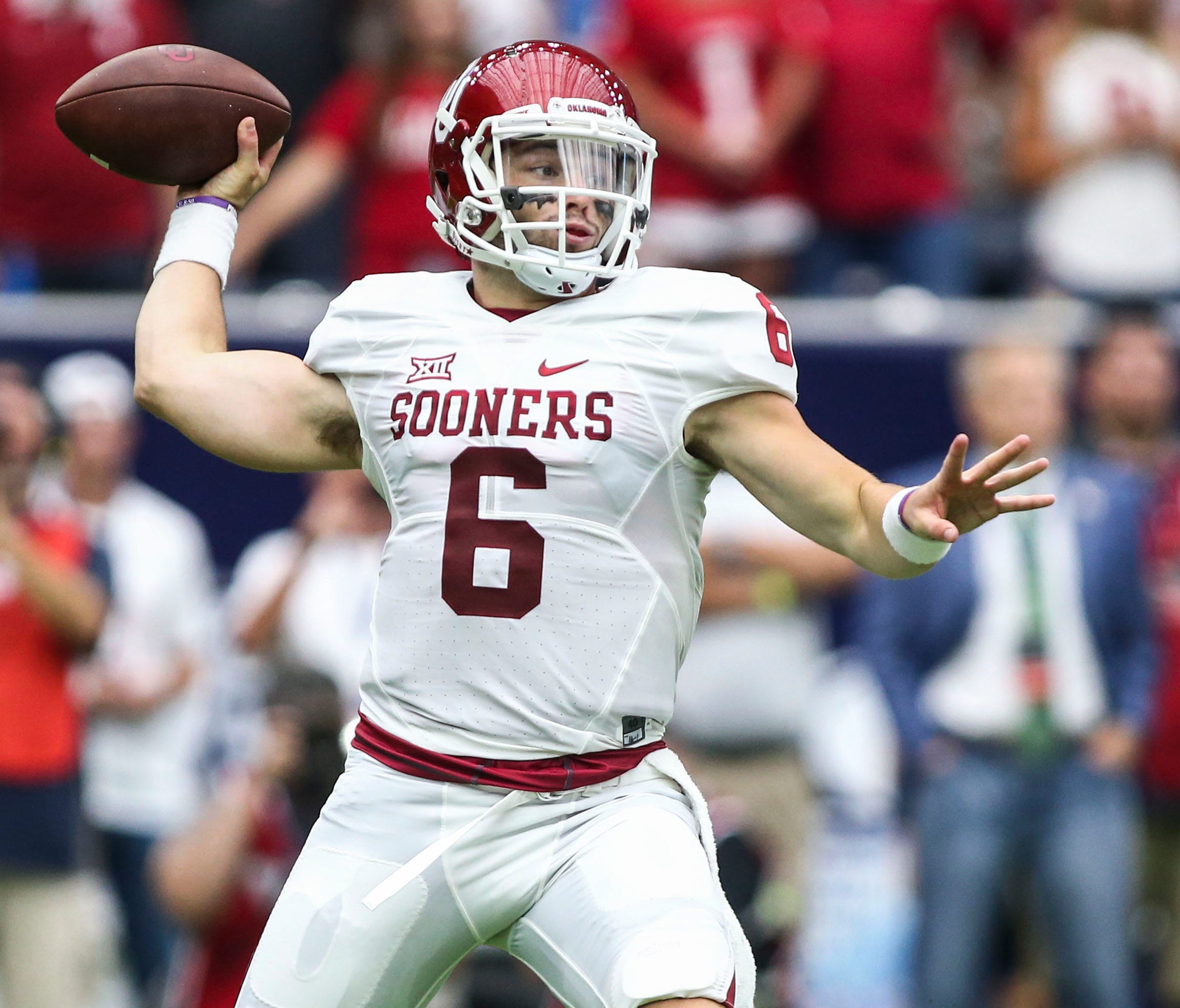 Oklahoma quarterback Baker Mayfield attempts a pass against Houston at NRG Stadium.