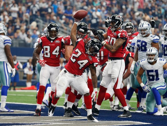 NFL: Atlanta Falcons at Dallas Cowboys