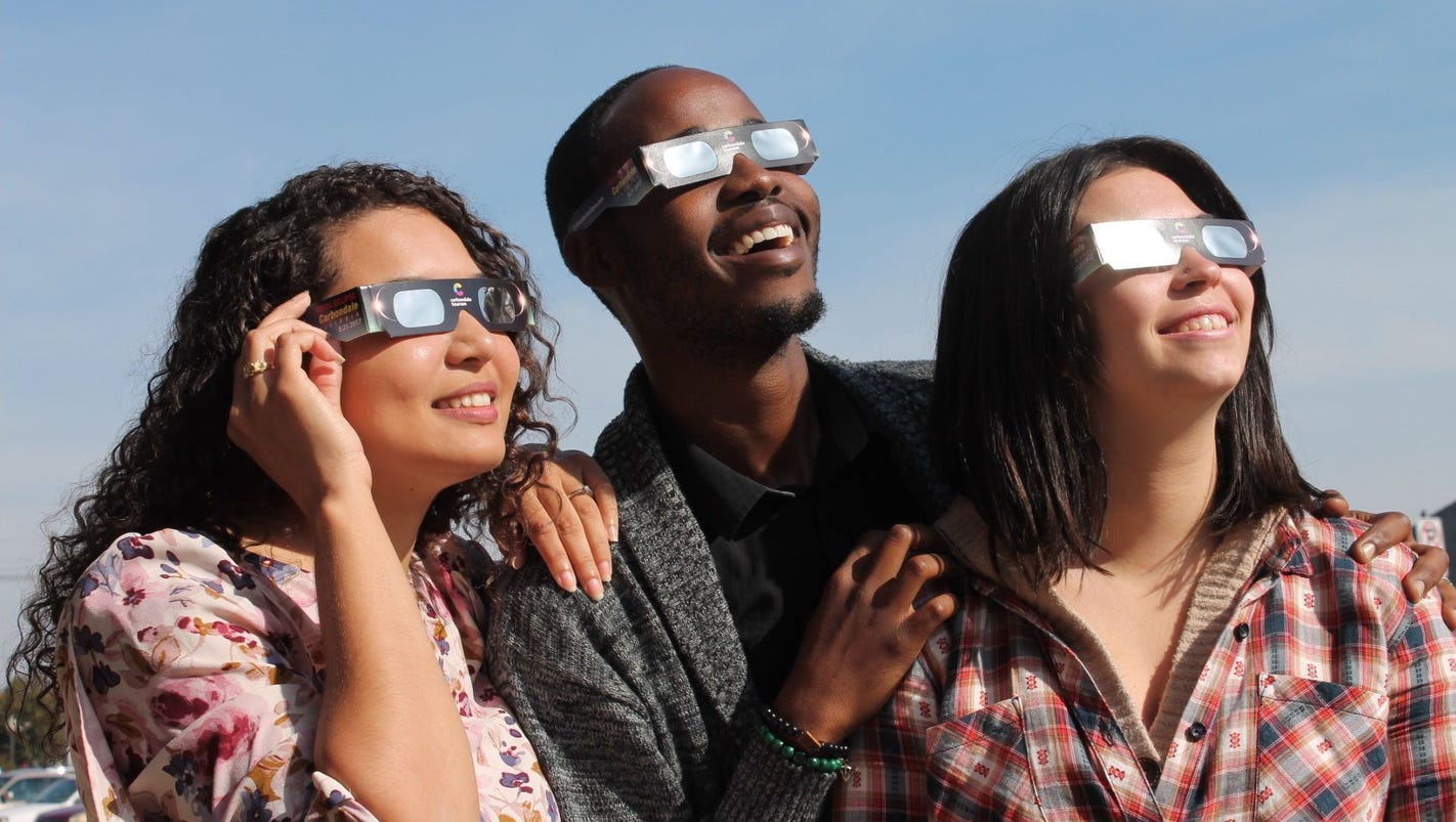 Beware: Unsafe eclipse glasses are flooding market