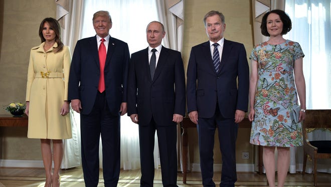 Melania Trump Finland S First Lady Go Twinsies In Themed Butterfly Outfits