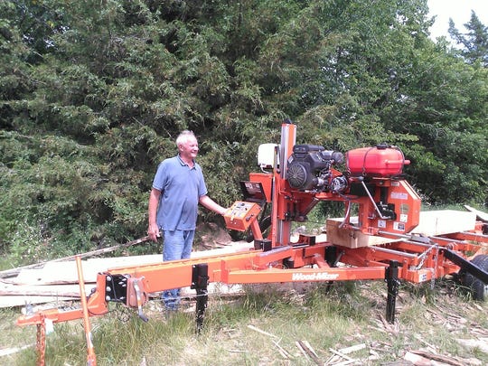 Minnesota's history included small sawmills, huge logs