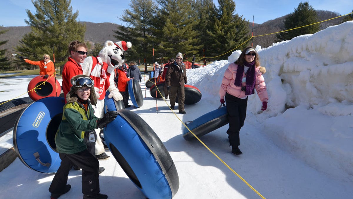 Wnc Ski Areas Implement Covid 19 Safety Rules Like Mask Wearing And Online Tickets