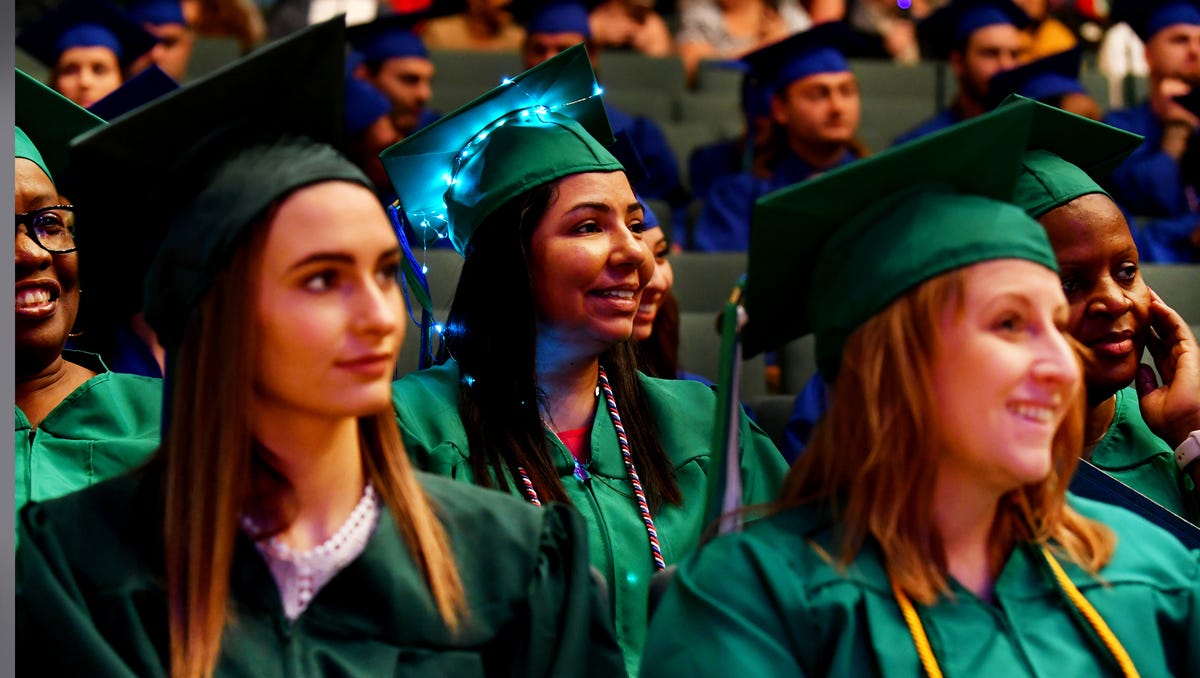 Photos EFSC Fall graduation