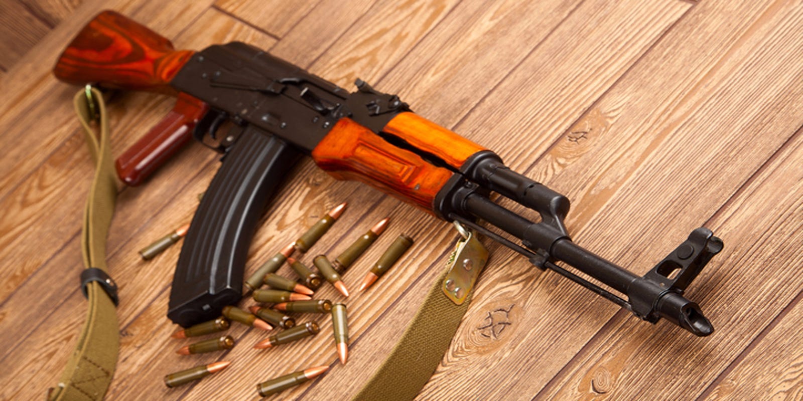 АК 47 С глушителем