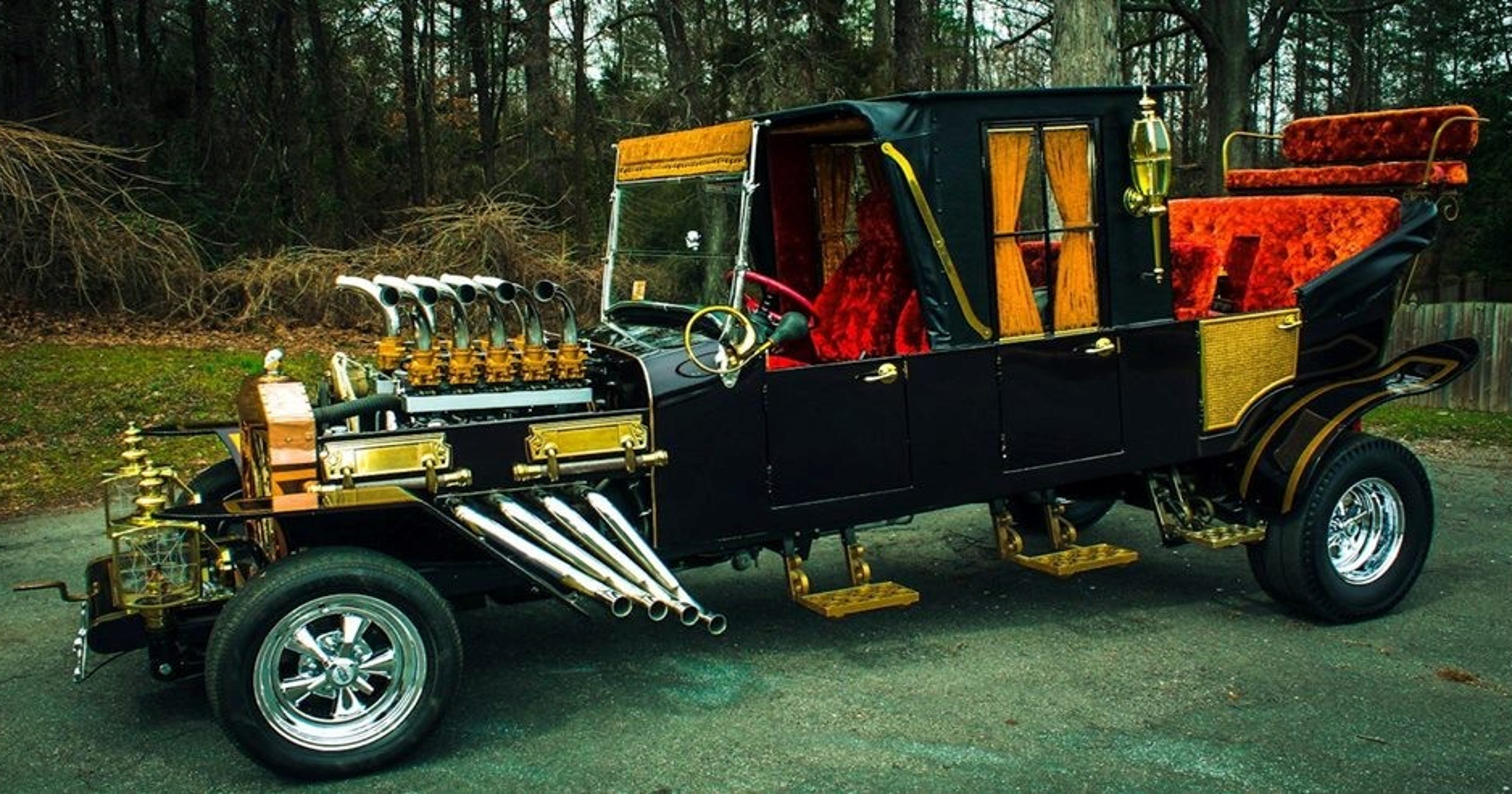 Eddie Munster star bringing cars from "The Munsters" to Springfield