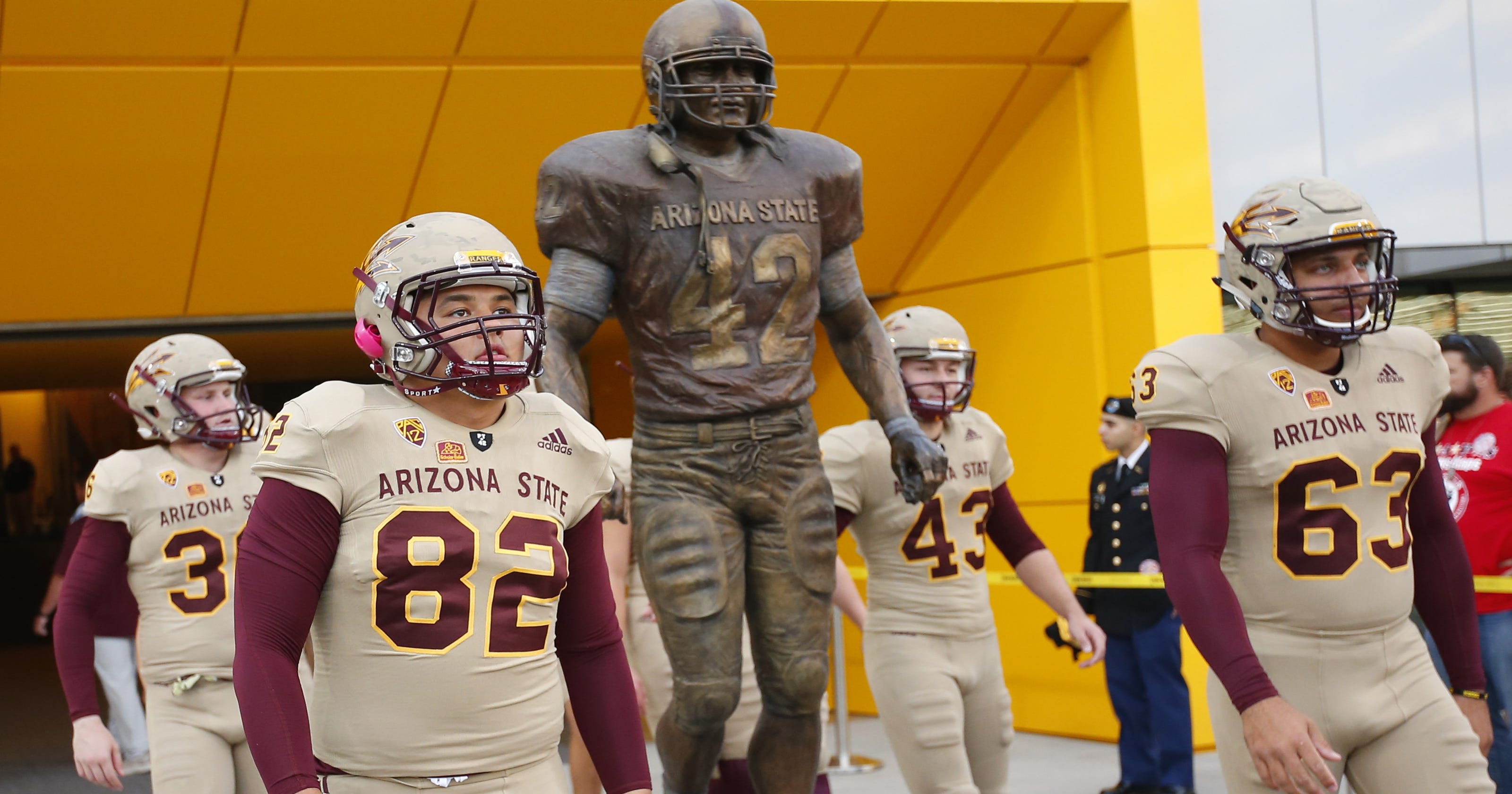 Asu Football Honoring U S Military Pat Tillman With Special Uniforms