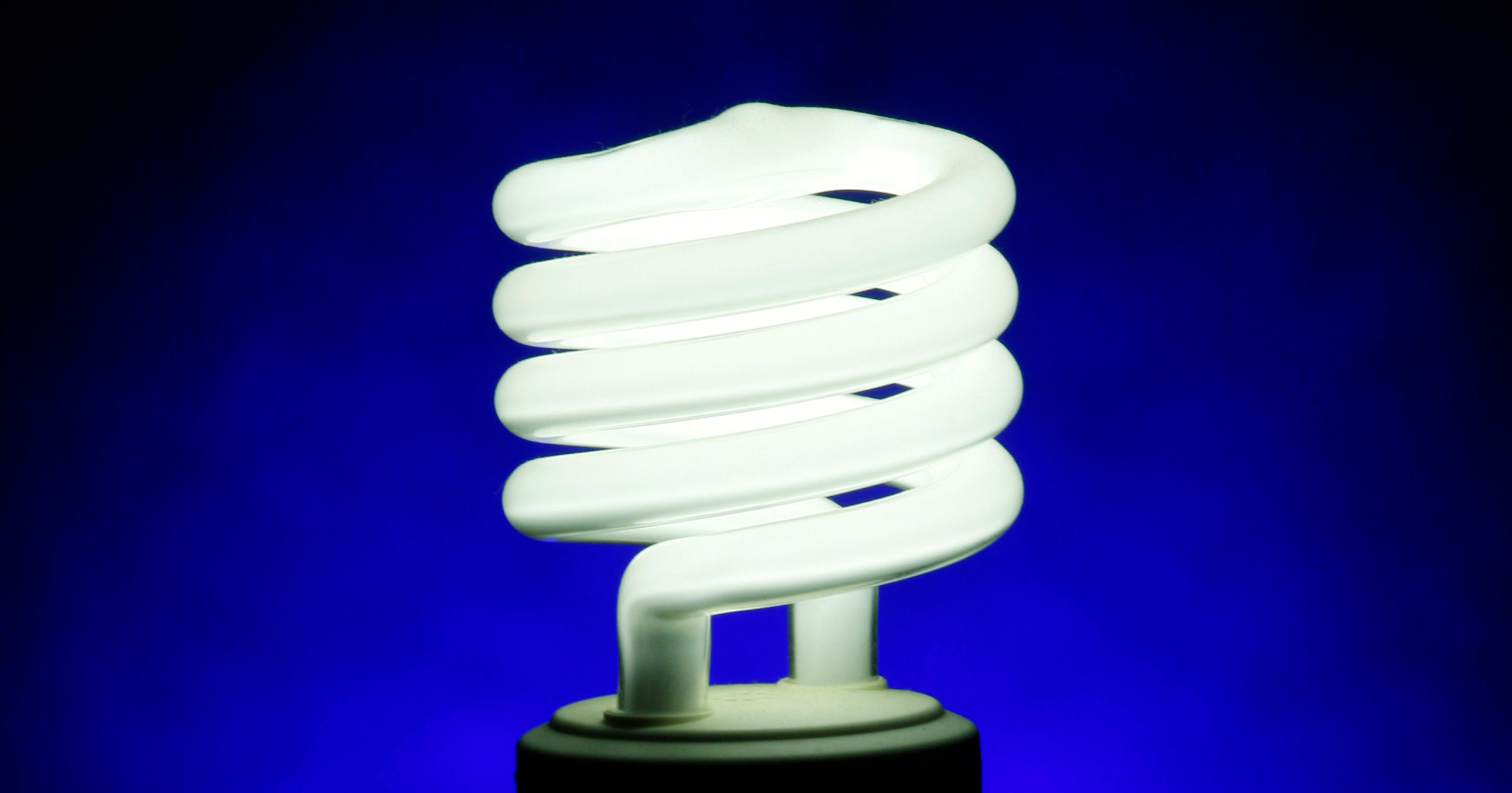 Why people still use inefficient incandescent light bulbs