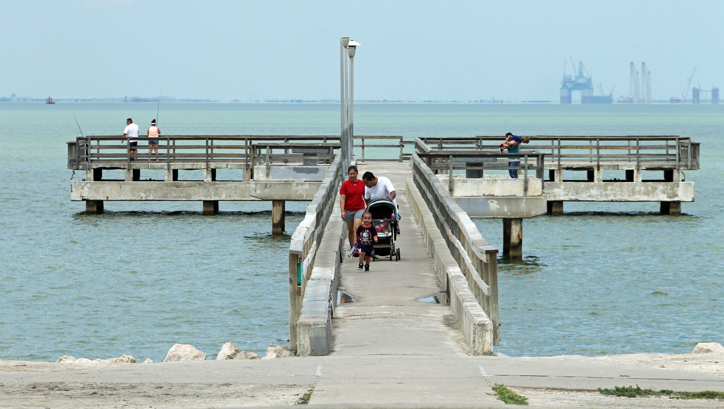 Cole Park fishing pier in Corpus Christi