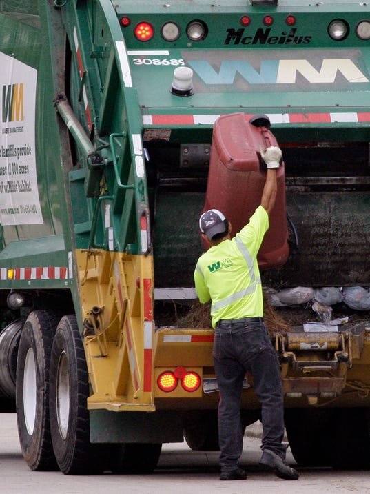 Waste Management shares jump on earnings, buy-back