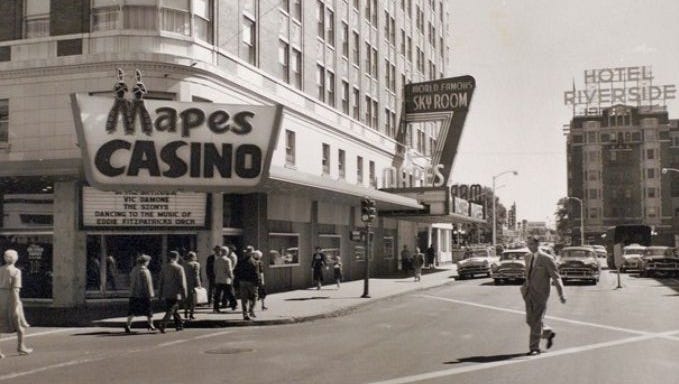 *TWO* Vtg *****MAPES HOTEL-CASINO***** RENO,NEVADA *****FOLDOUT BROCHURES***** 