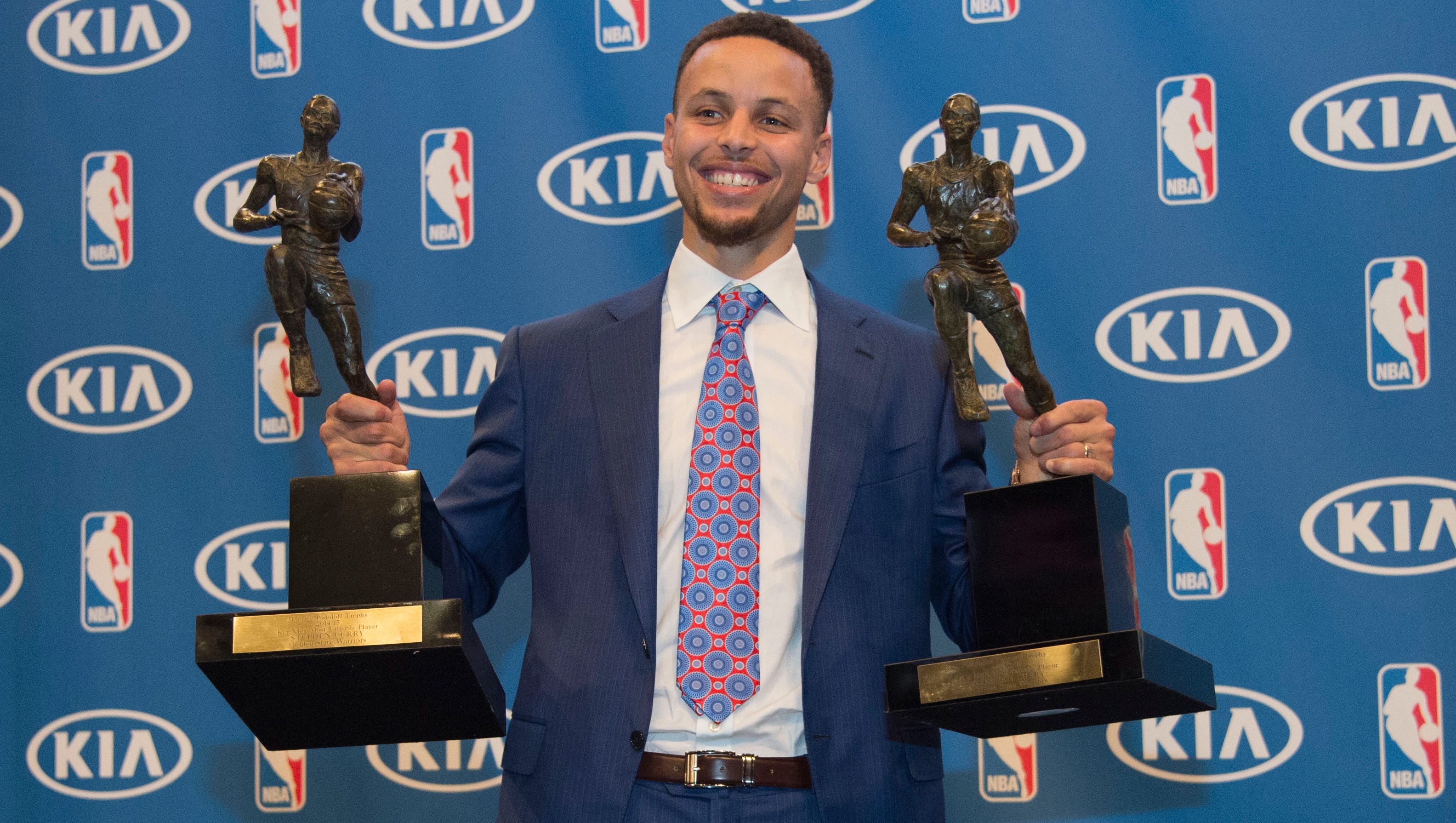 Warriors Steph Curry First Unanimous Winner Of Nba Mvp Award