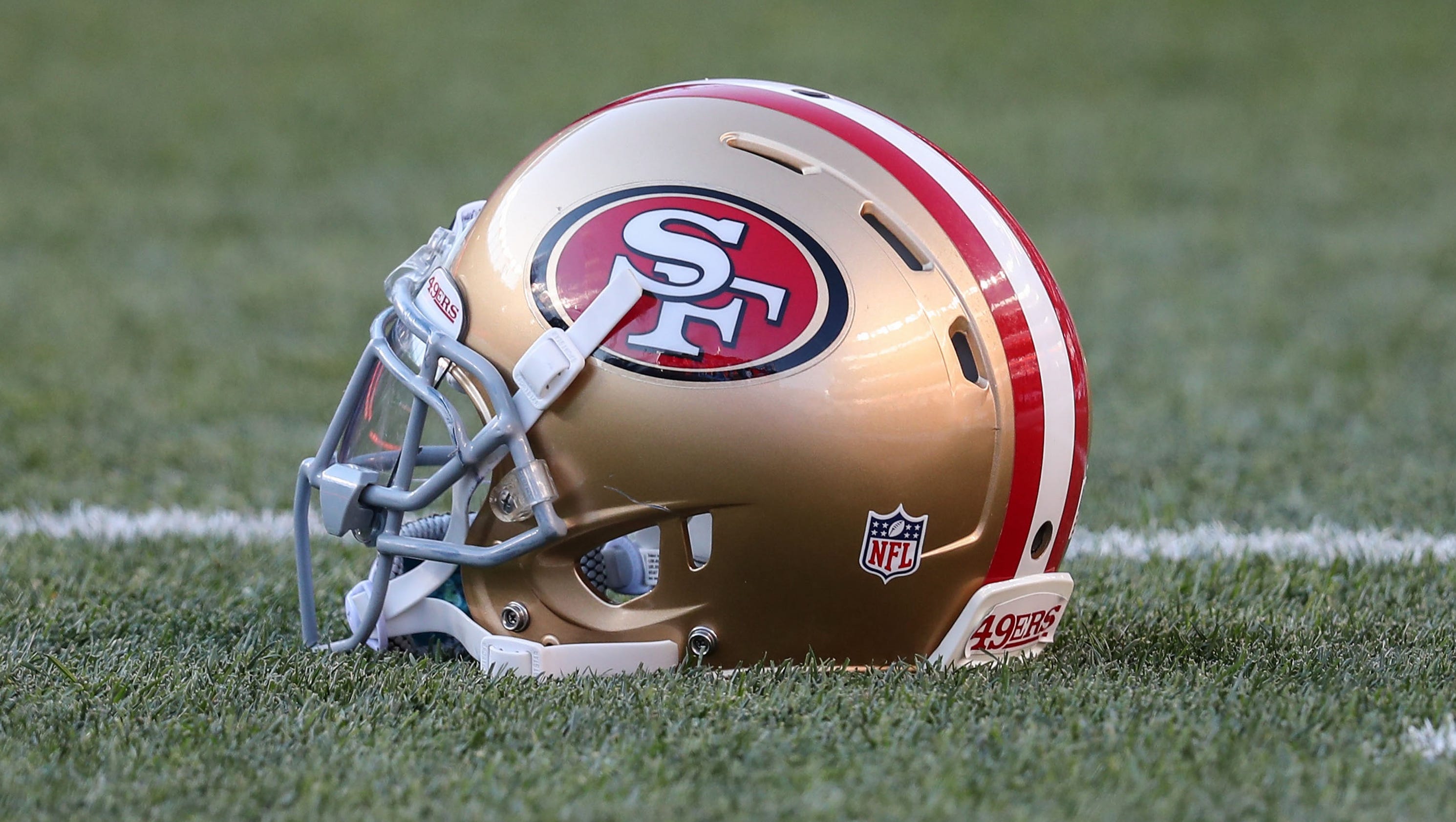 49ers honor 1994 Super Bowl championship team with throwback uniforms