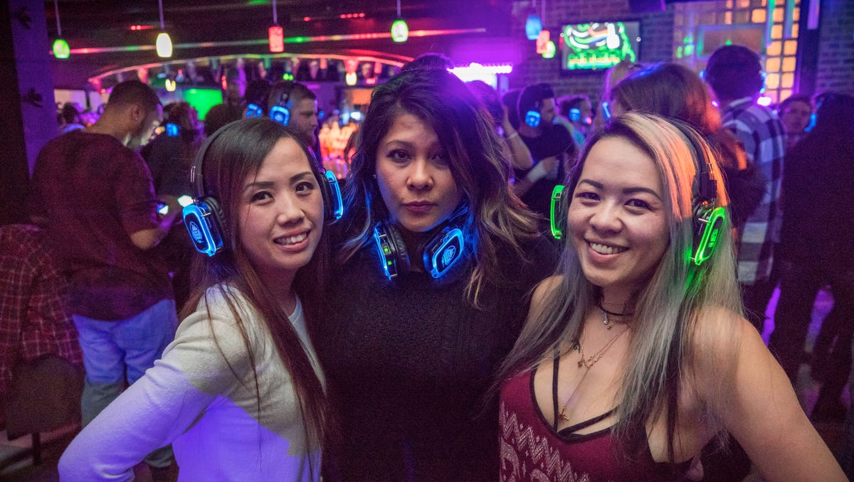 Photos A Des Moines bar crawl