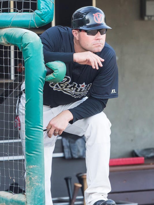 J.R. House, Donnie Ecker join manager David Bell on Reds coaching staff