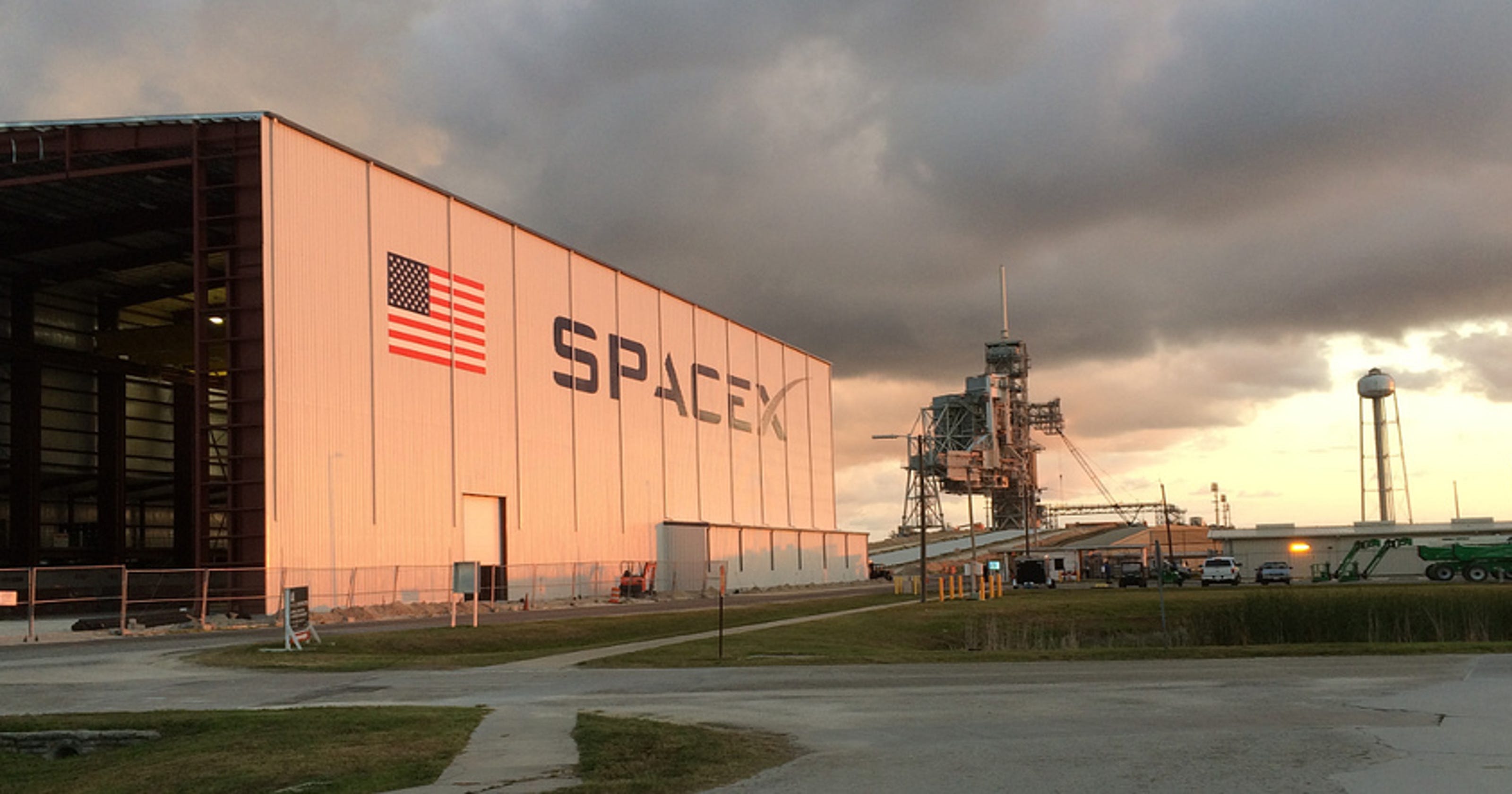 SpaceX shifts KSC launch schedule3200 x 1680