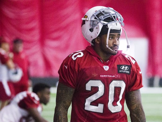 Arizona Cardinals linebacker Deone Bucannon watches
