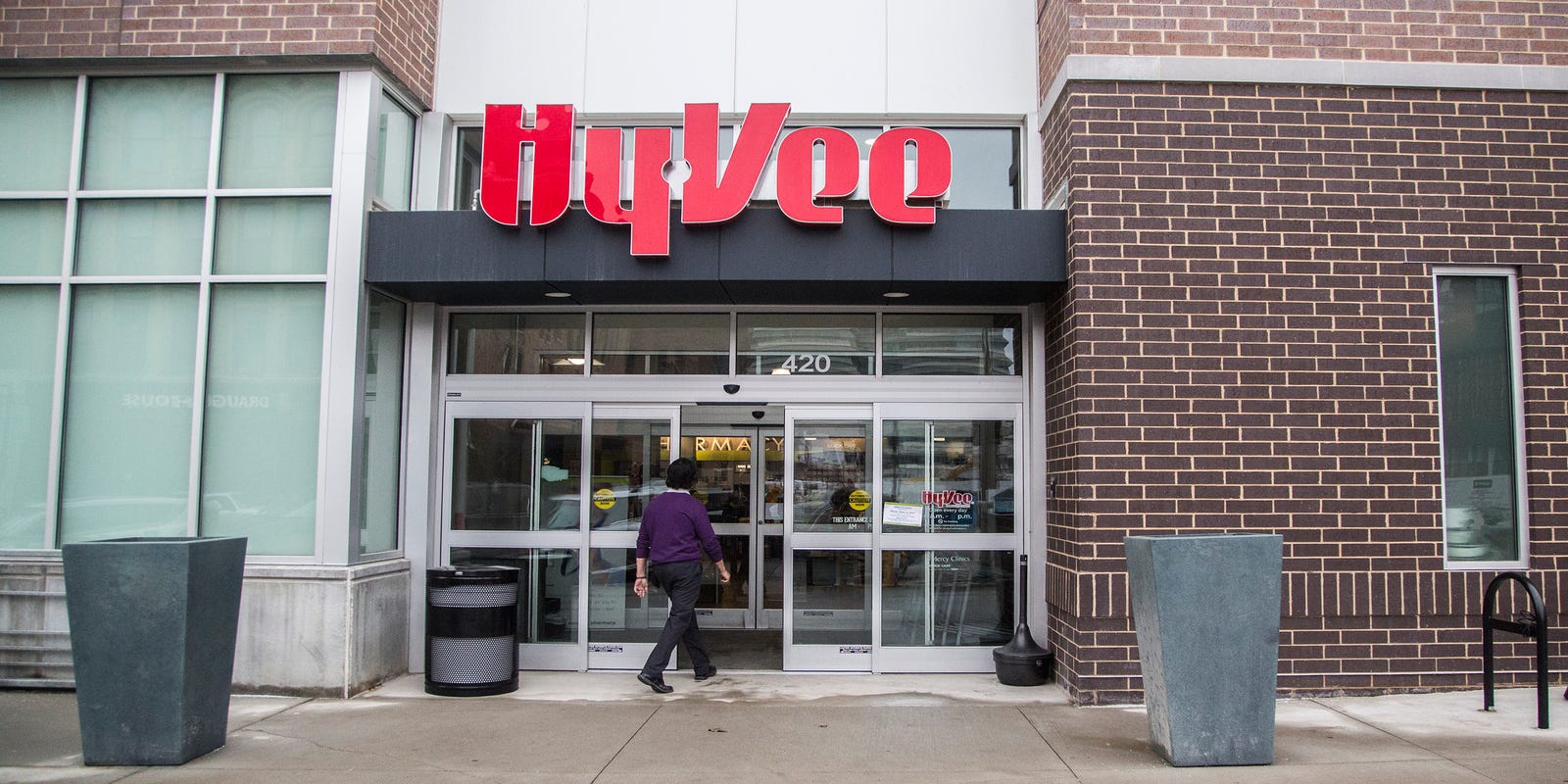HyVee joins other limiting meat purchases as packing plants falter
