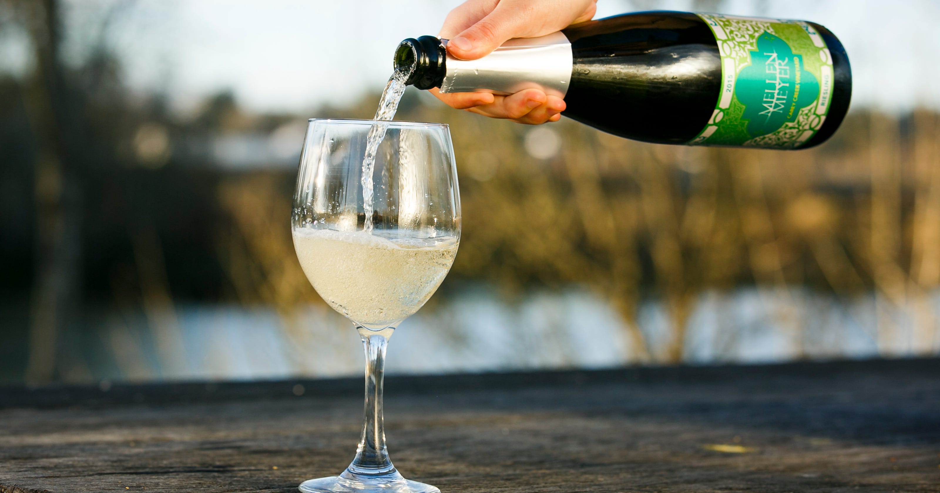 Oregon wineries taking on sparkling wine