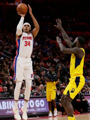 Detroit Pistons forward Tobias Harris (34) takes a