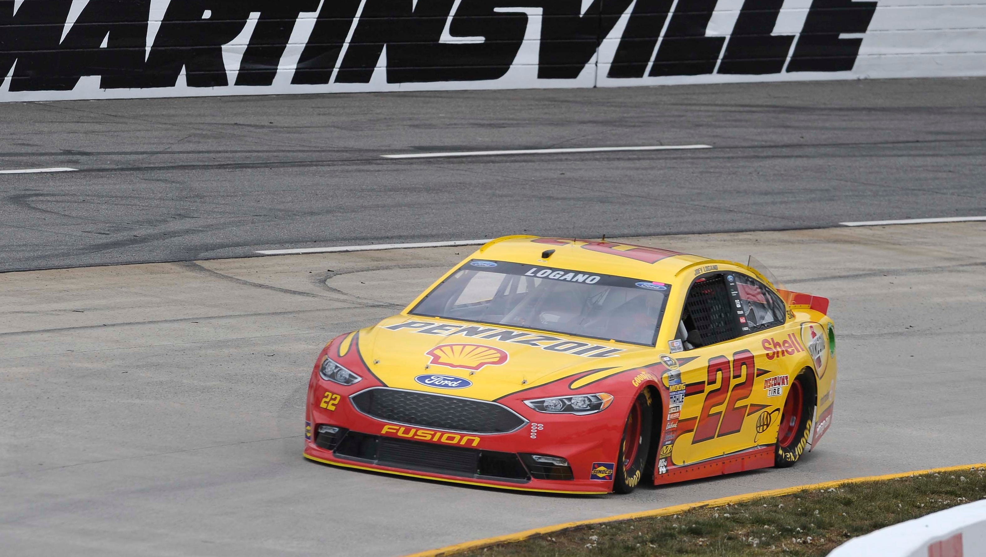 NASCAR at Martinsville 2016: Start time, lineup, TV schedule