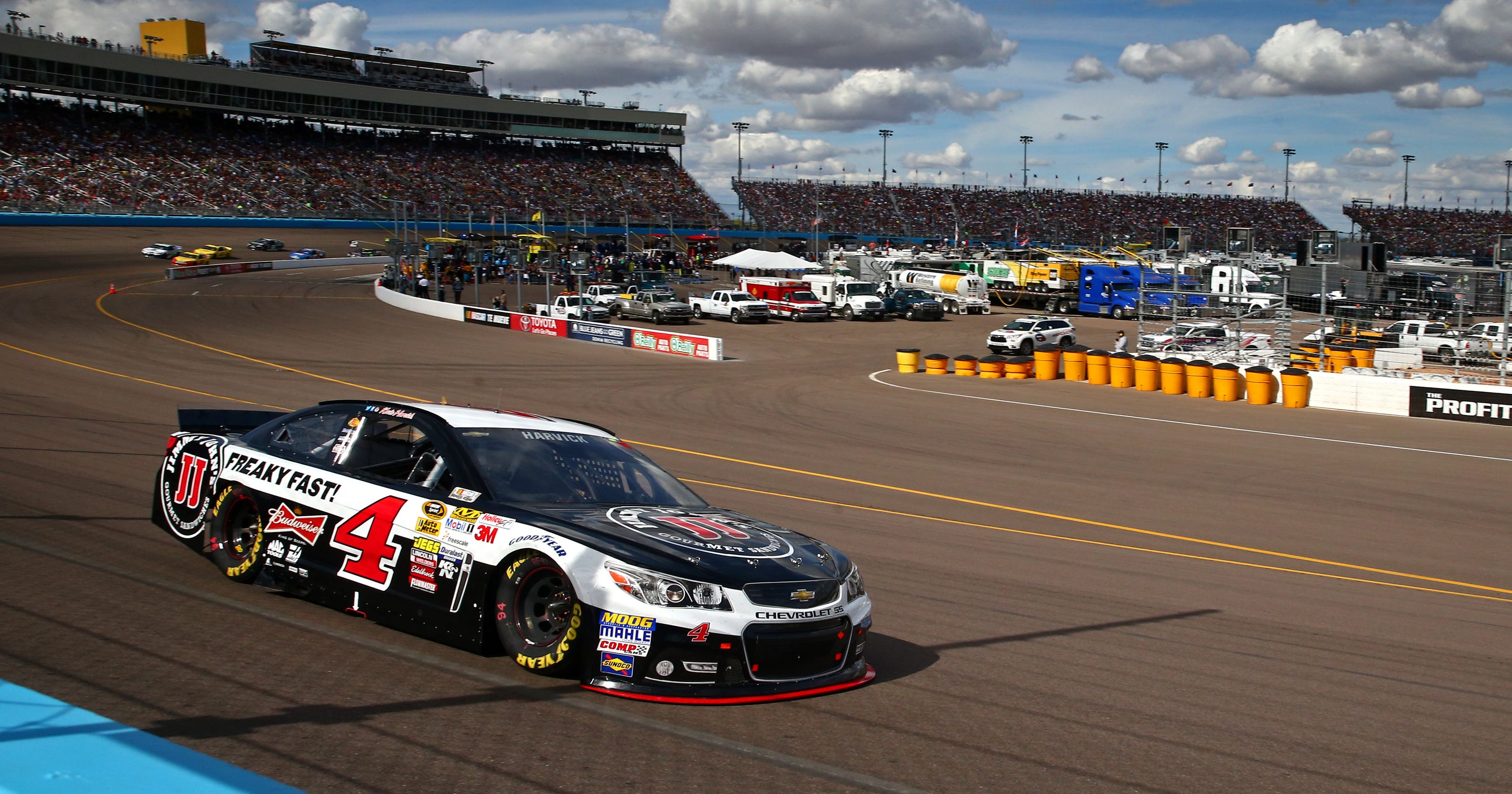 NASCAR at Phoenix: Start time, lineup, TV schedule NASCAR at Phoenix: Start time, lineup, TV schedule