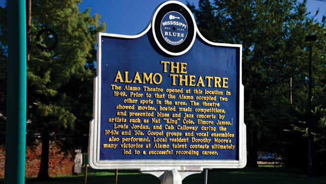 Alamo sign