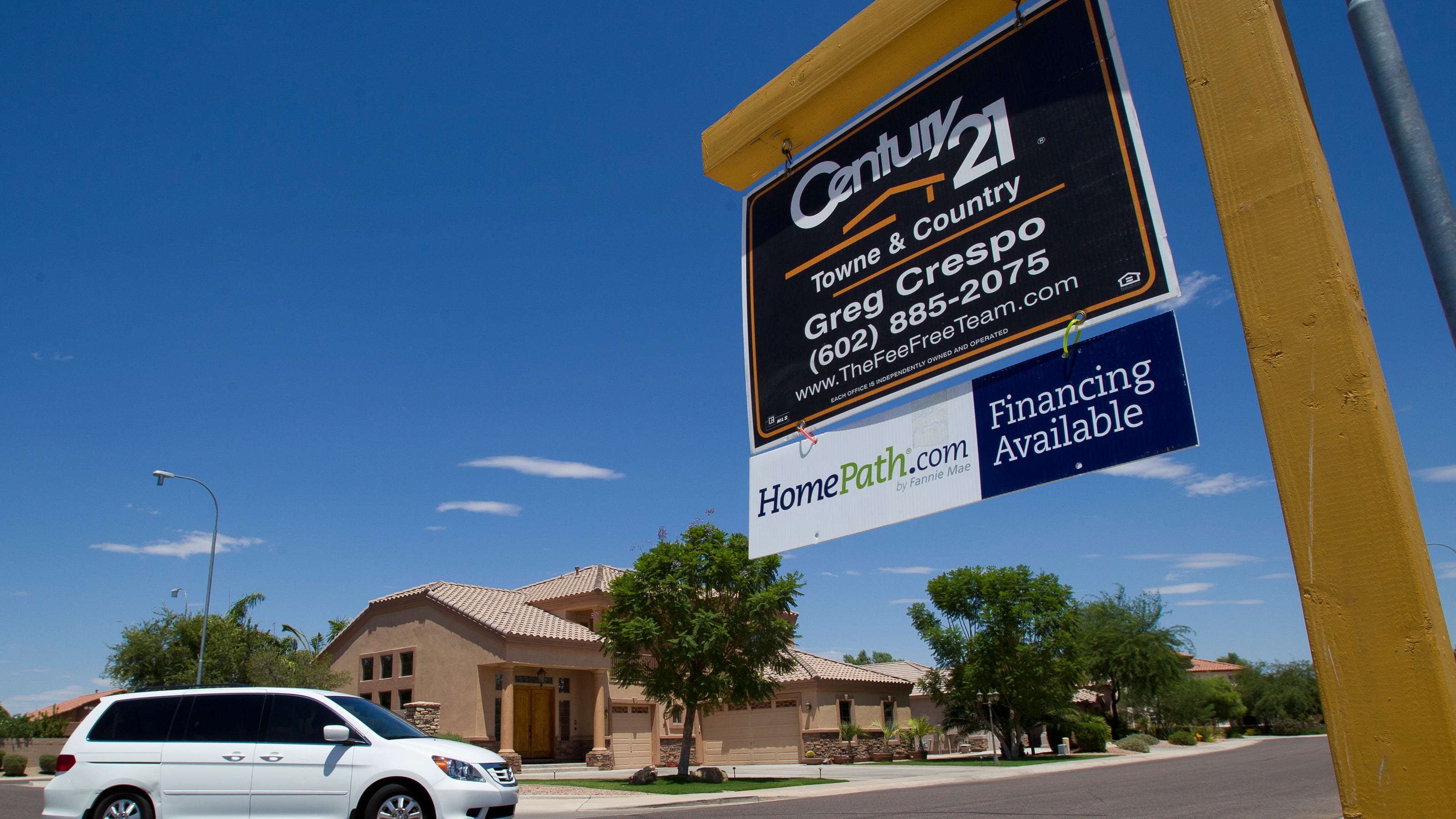 Cash investor snatching up metro Phoenix's affordable houses