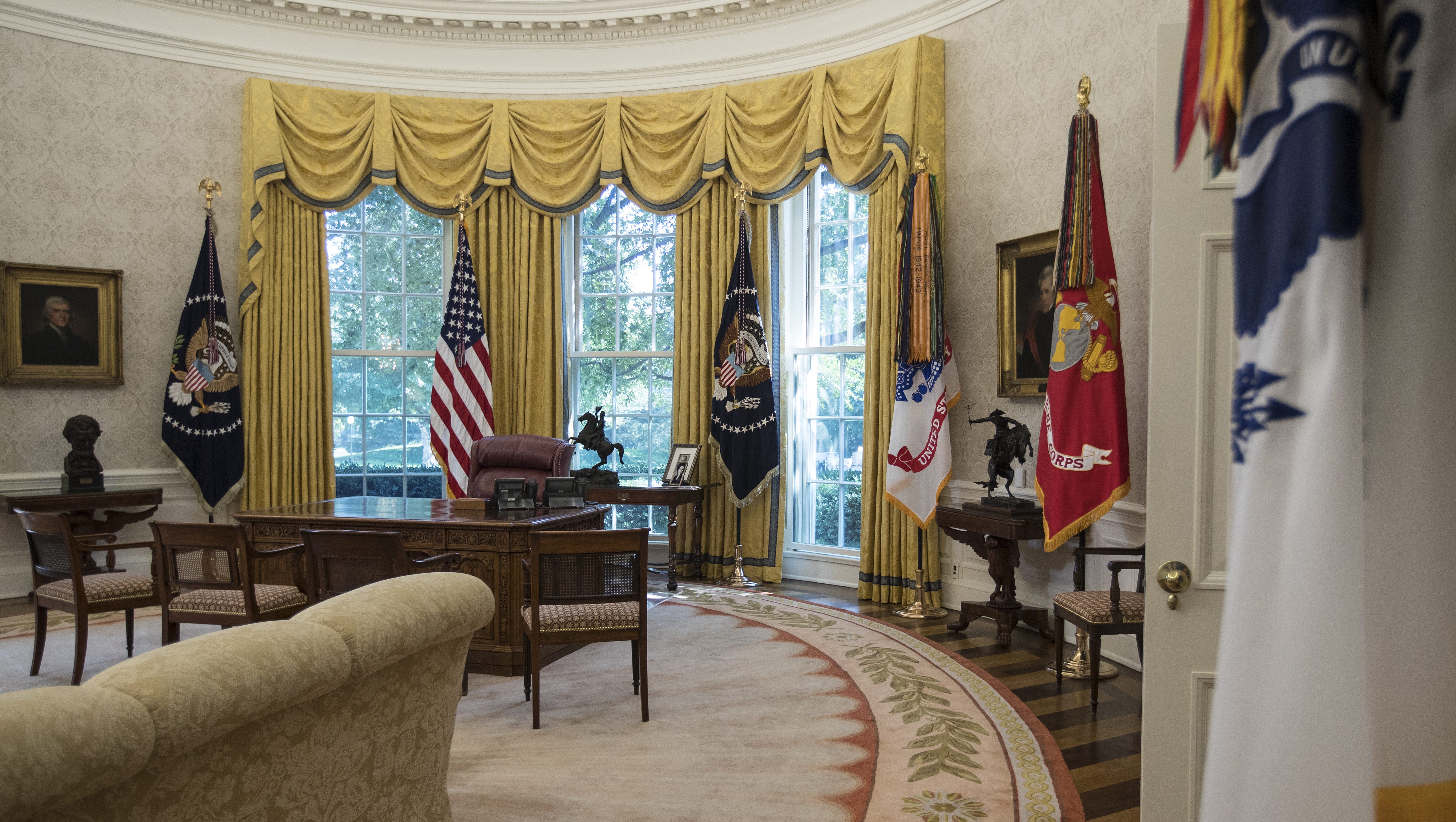 York Wallcoverings Chosen To Decorate White House S Oval Office