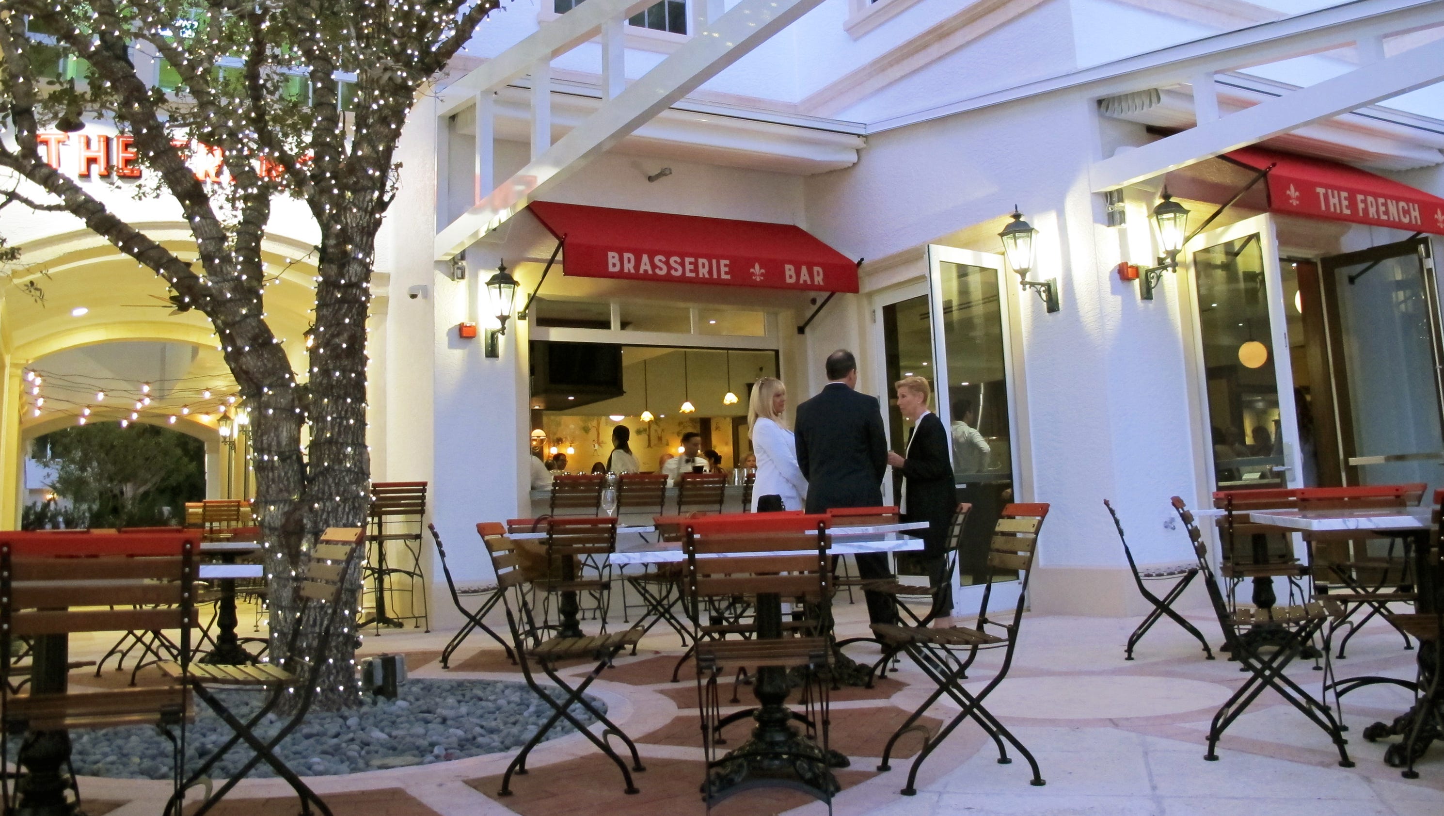 Photos The French Restaurant Opens In Naples