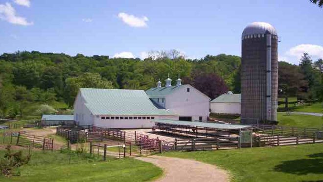 College Rank, a website dedicated to evaluating and ranking college programs and experiences, has released a list of the Top 35 College Farms.
