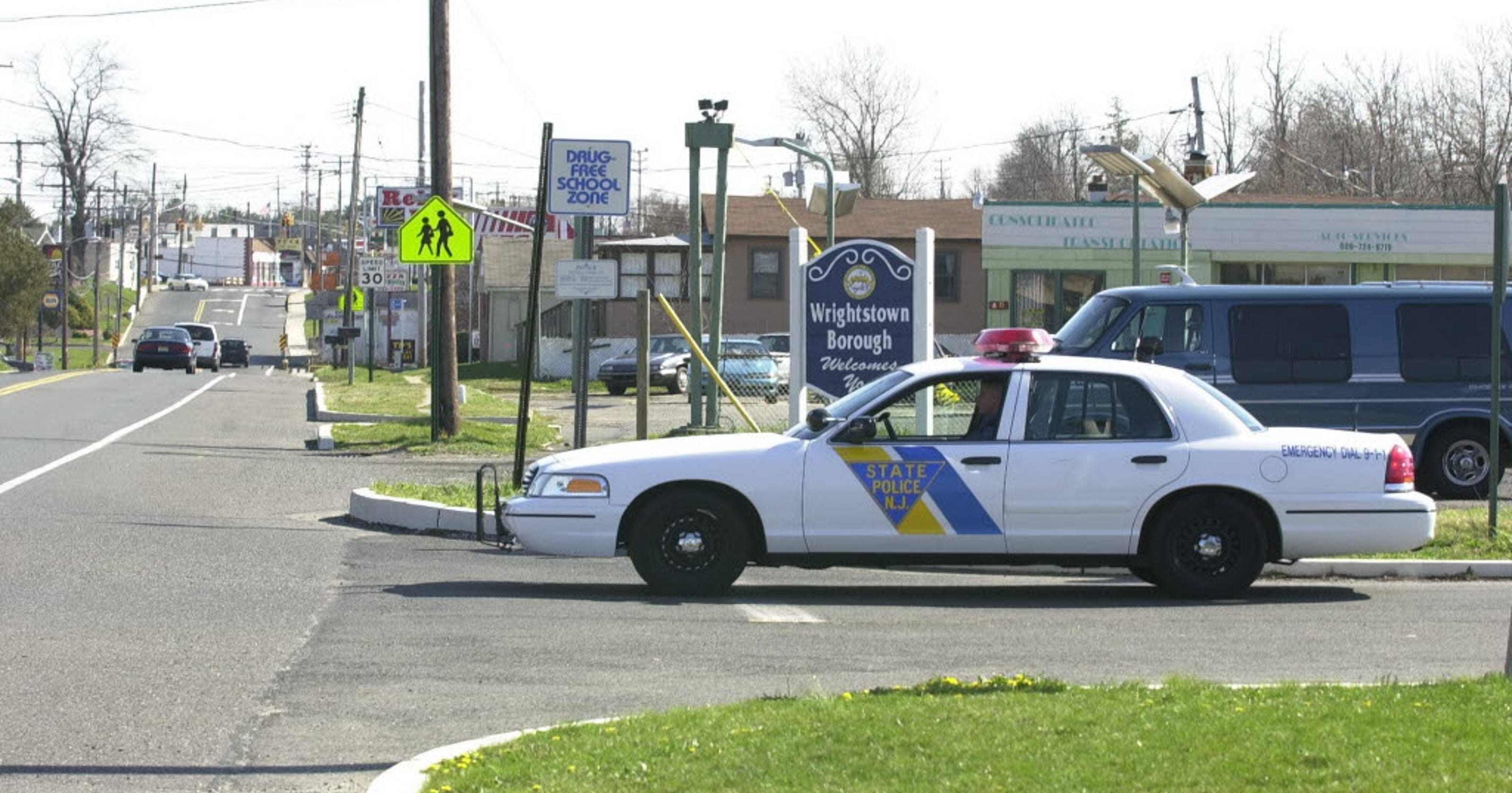 One killed in Elmwood Park NJ crash on Rt. 80