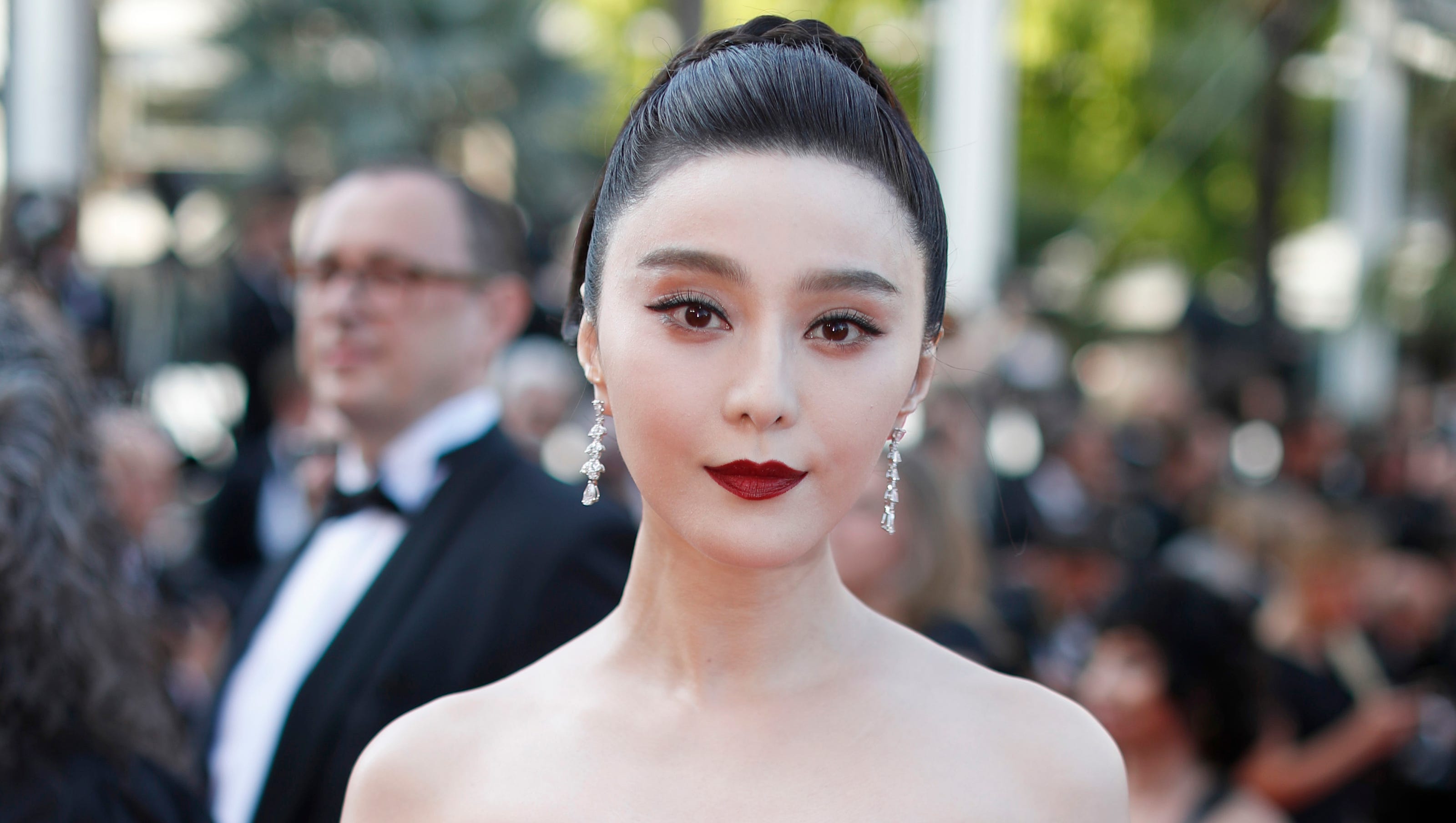 Bingbing returns months after mysterious disappearance