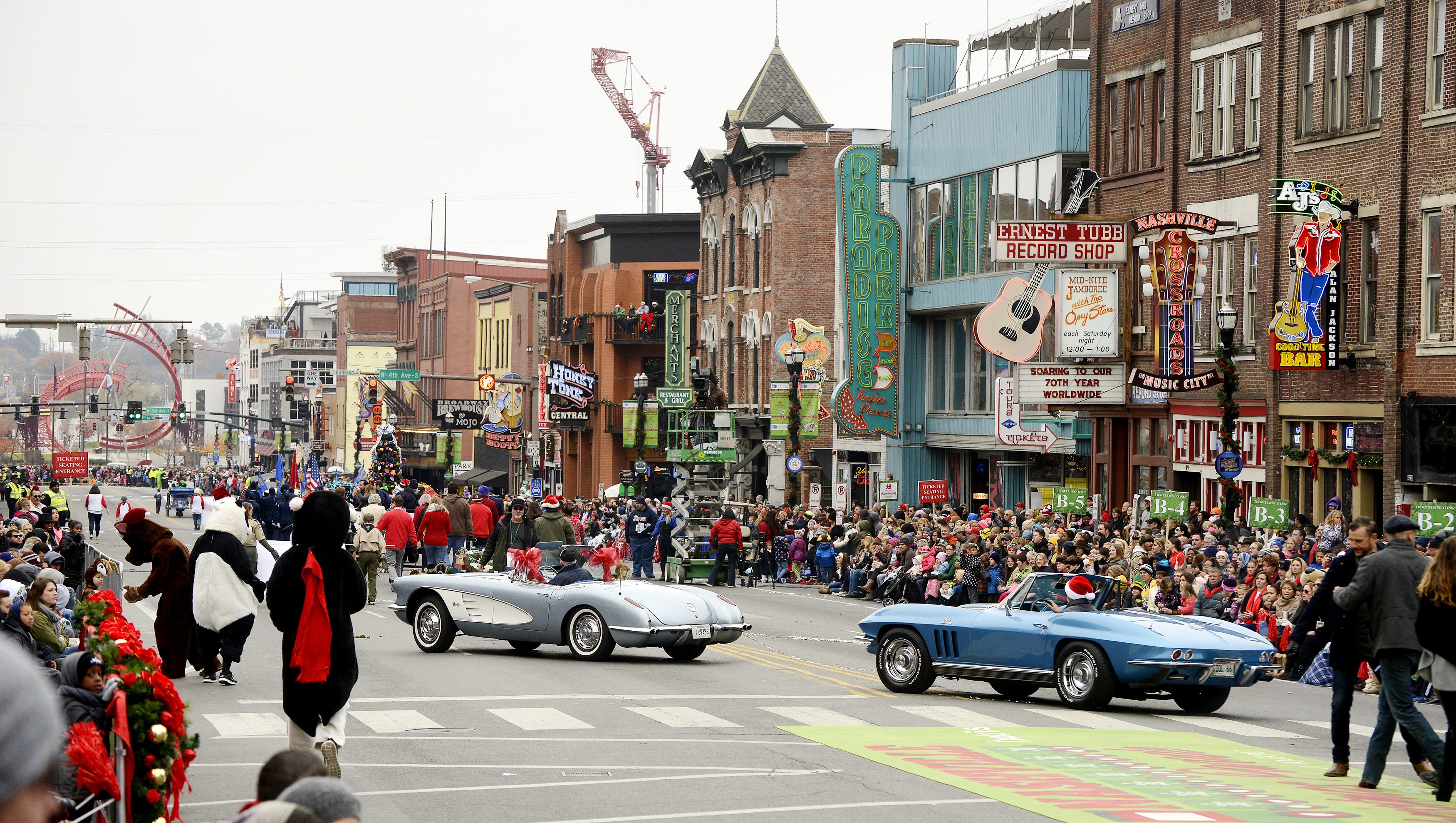 Christmas things to do in Nashville Weekend has tree lightings, parades