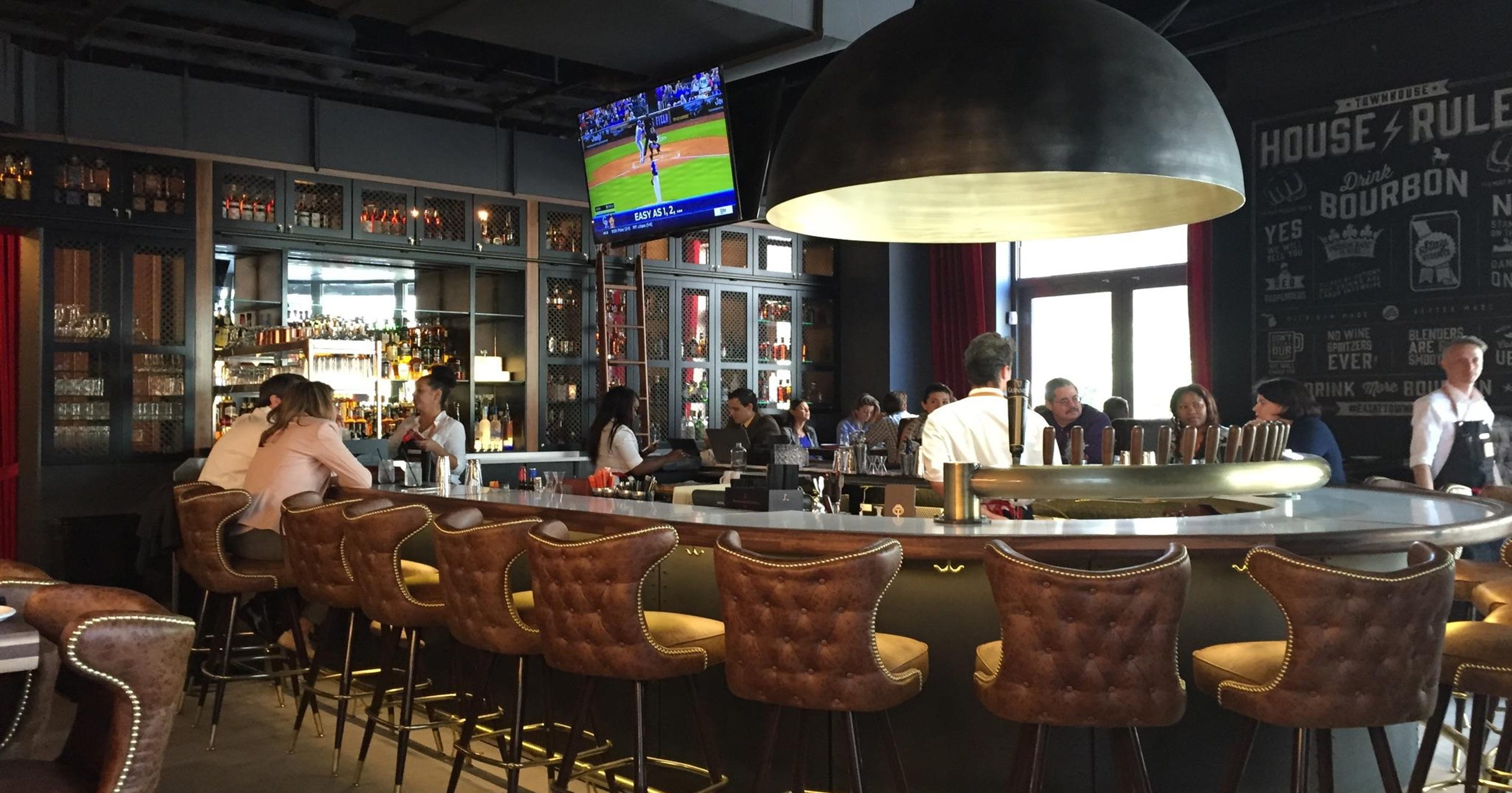 Townhouse Detroit holds soft opening