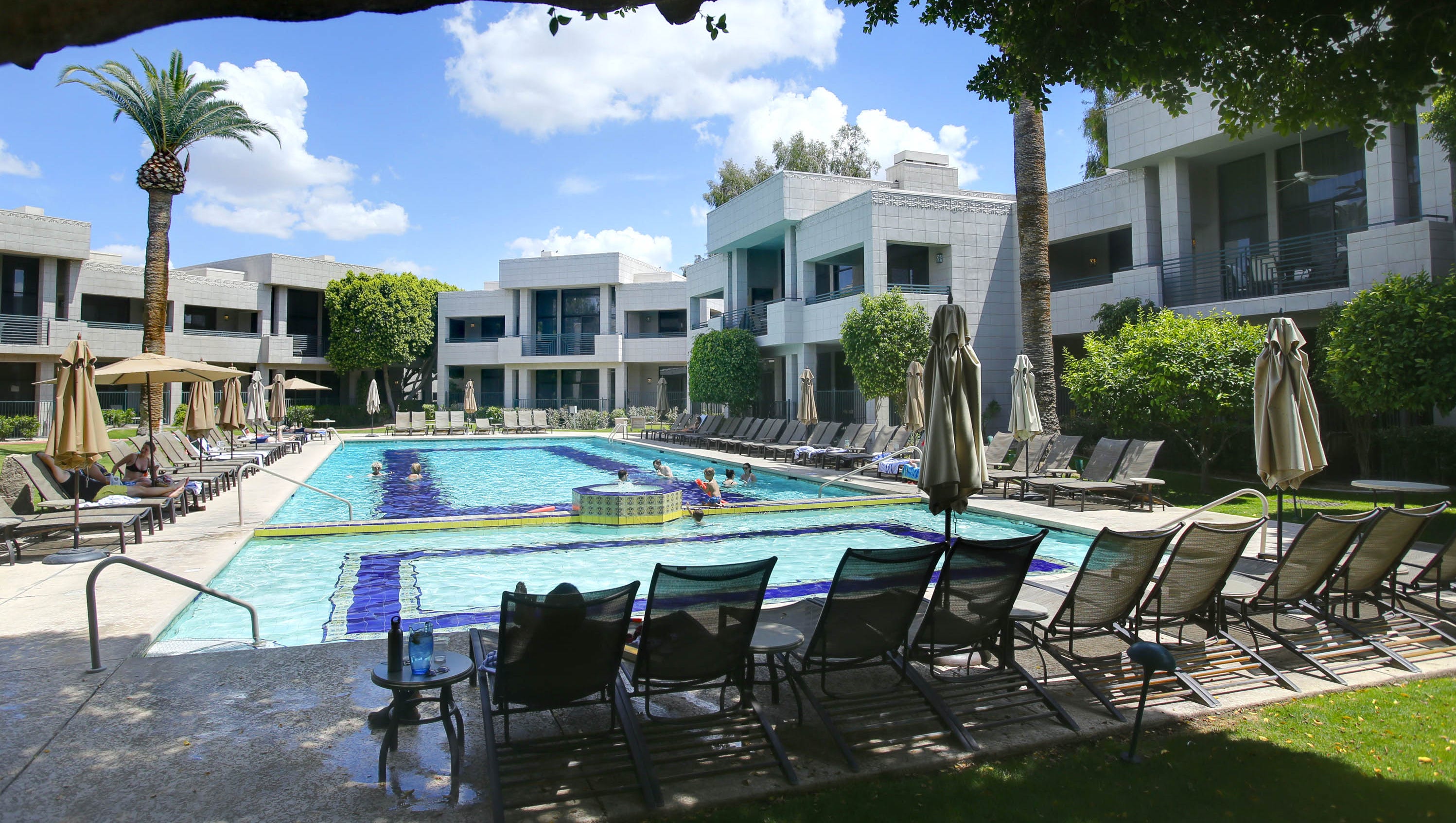 Phoenix, Scottsdale summer resort deals