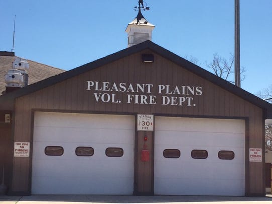 pleasant plain Founded in 1958, pleasant plains elementary school has been serving the surrounding community, feeding from oakleigh road on the east, aigburth road on the west, north from deanwood road and south of joppa road. pleasant plain Founded in 1958, pleasant plains elementary school has been serving the surrounding community, feeding from oakleigh road on the east, aigburth road on the west, north from deanwood road and south of joppa road.