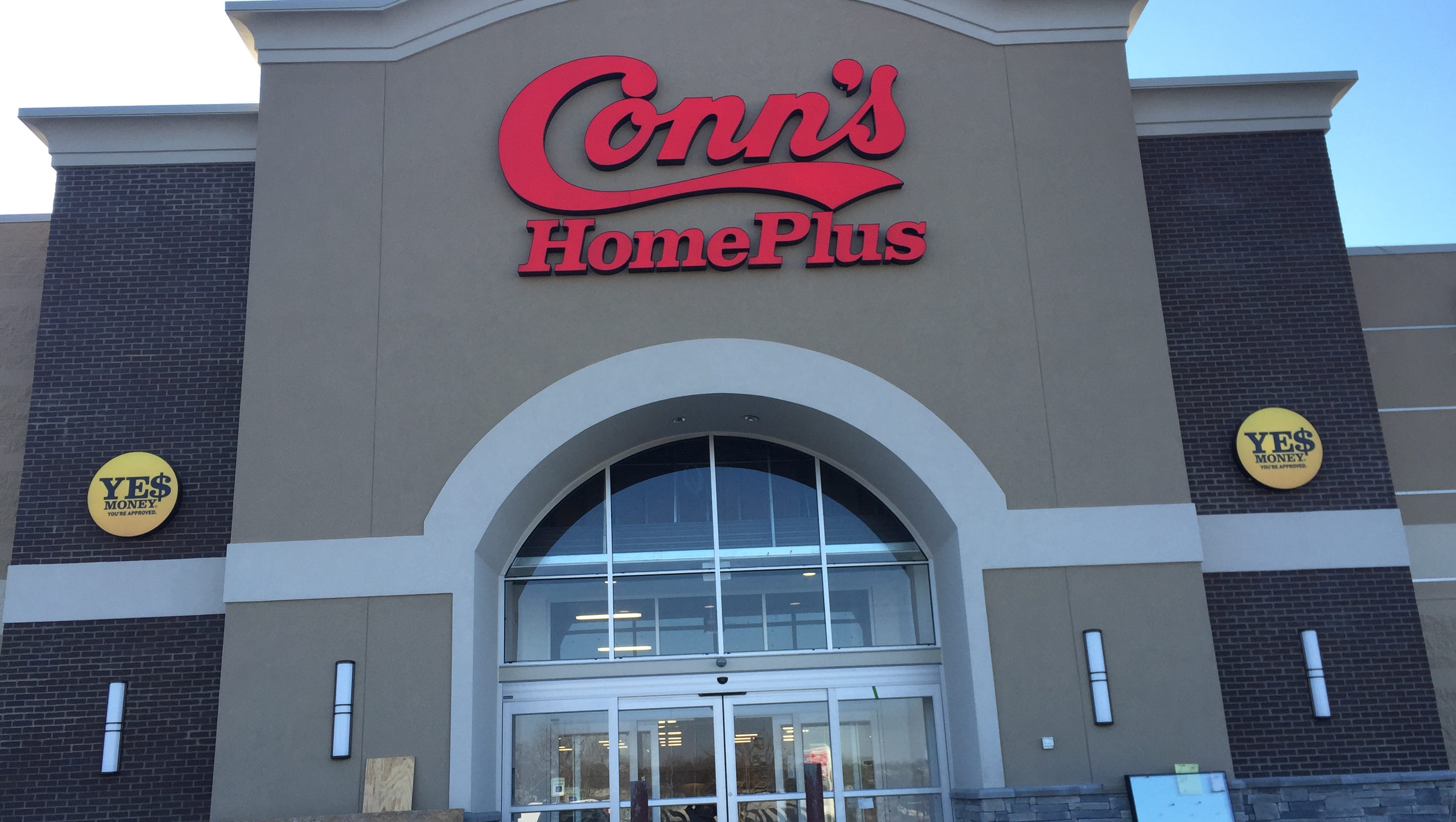 Antioch Home Of Conn S Homeplus Floor Decor Sold For 10 45 Million