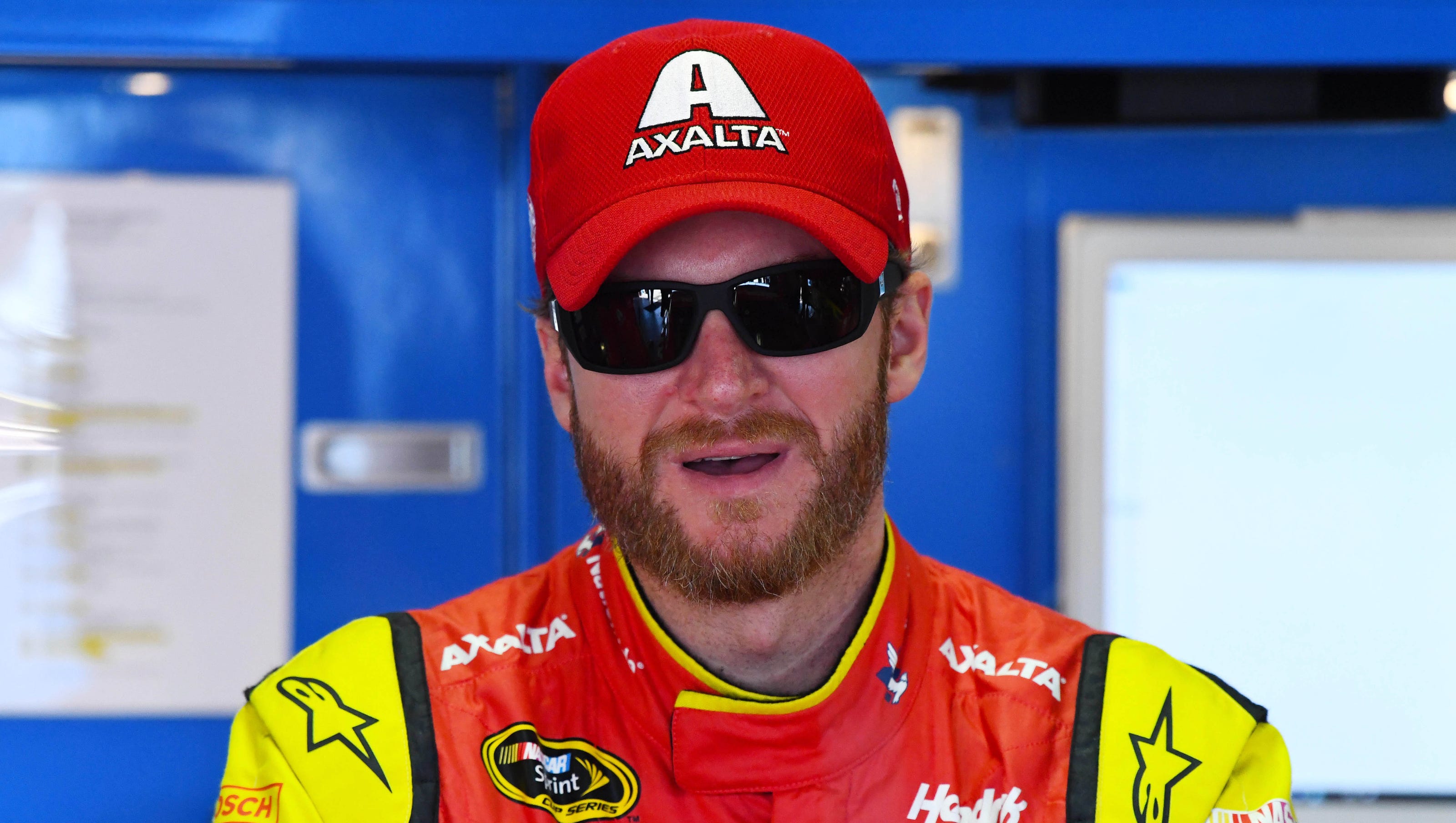 Dale Earnhardt Jr. describes concussion symptoms, prognosis