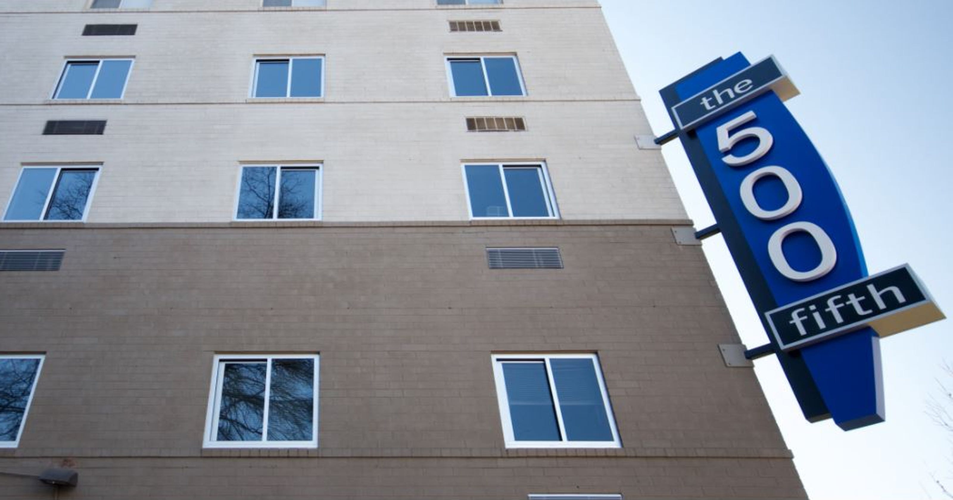 Downtown Nashville's 500 Fifth Apartments, formerly Metro Manor, sold