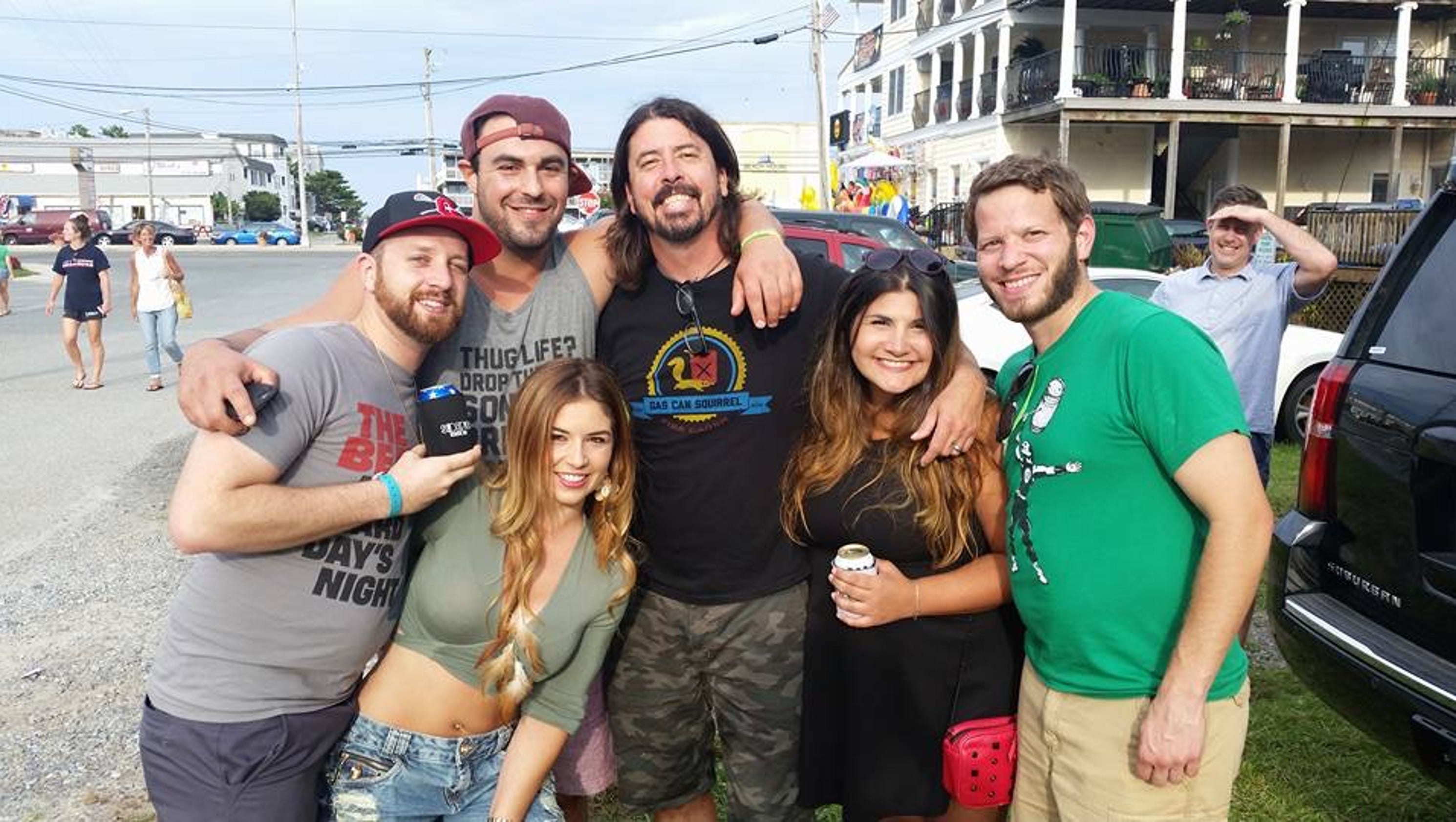 Dave Grohl Ryan Phillippe Vacationing At Delaware Beaches
