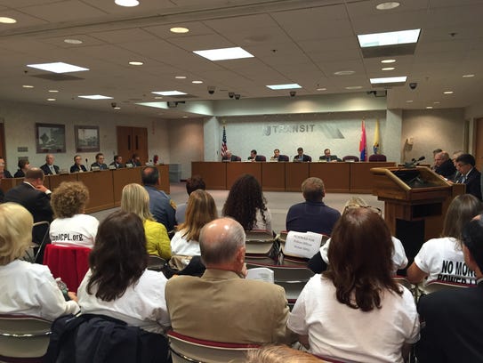 Critics of a proposed JCP&L transmission line attend