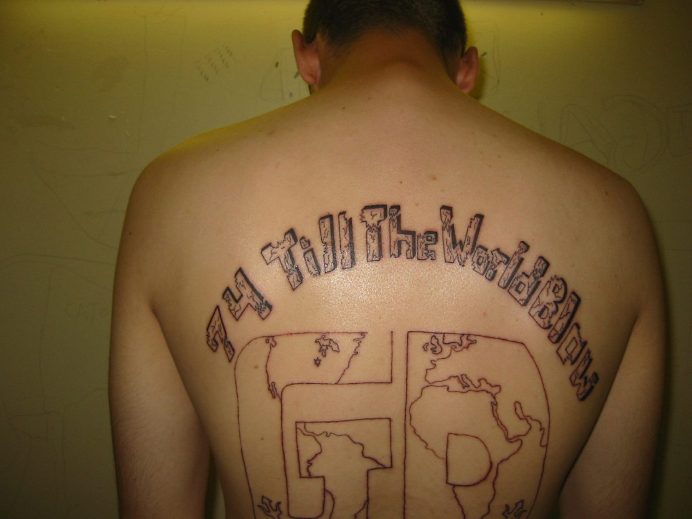 White Blood Gang Members - xicg1v8