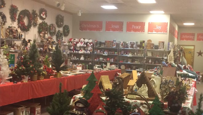 Bethesda Thrift Shop will open an additional Christmas store in the former Christopher & Banks space in the Rapids Mall.