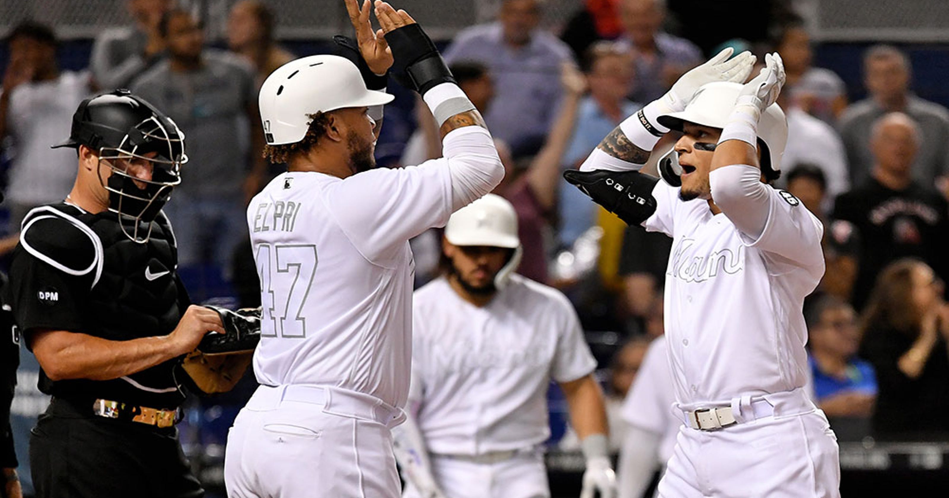 MLB Players' Weekend: Special uniforms ridiculed