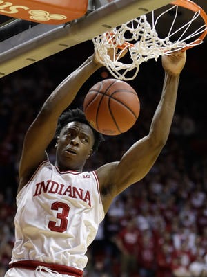 Indiana's OG Anunoby dunks during the second half against Rutgers on Jan. 15, 2017 in Bloomington, Ind.