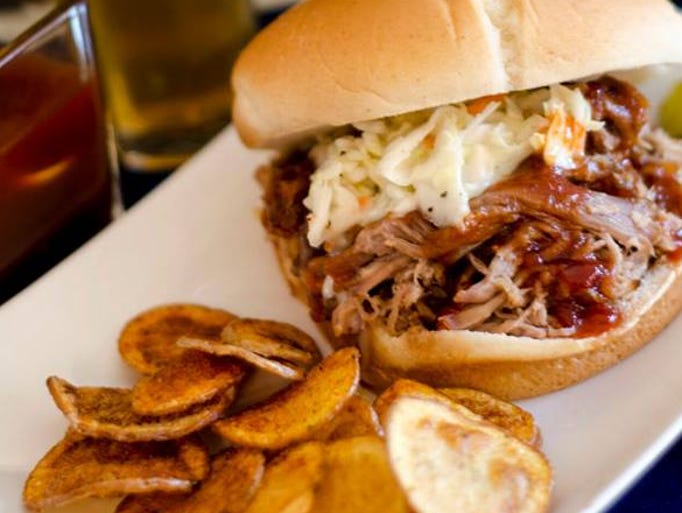 Pulled pork sliders